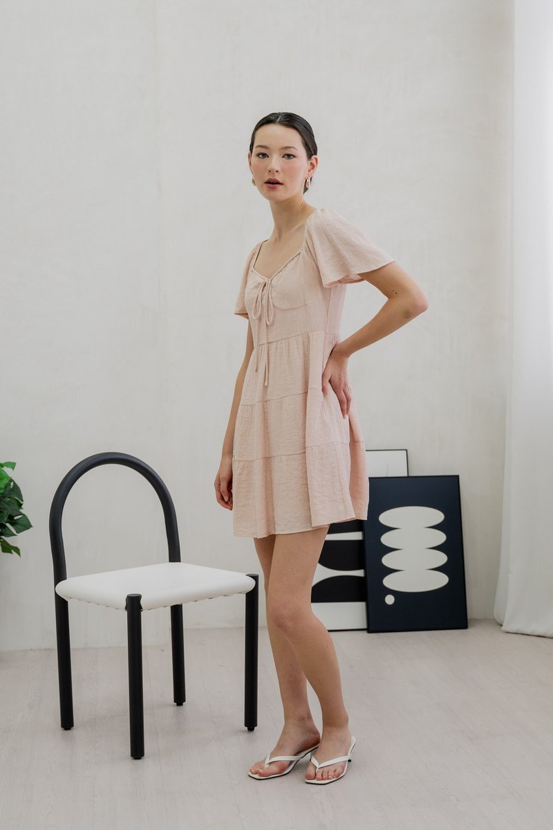 Gracie Textured Tiered Dress In Pink (XS)