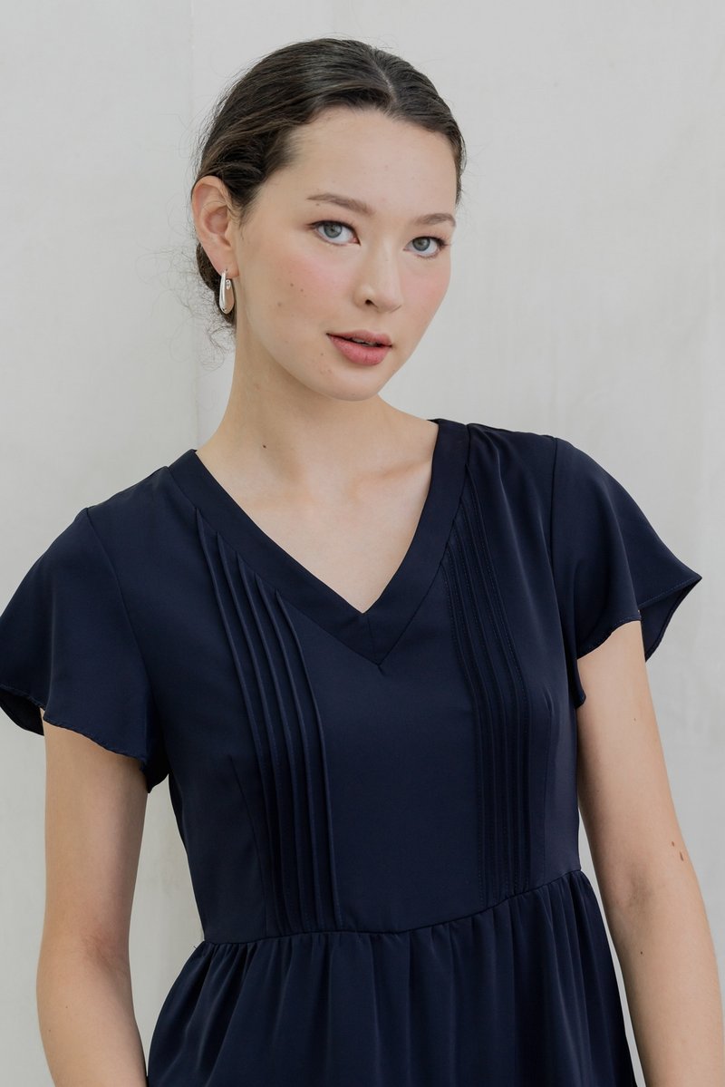 Vivi Pleated Tiered Dress In Navy (XS)