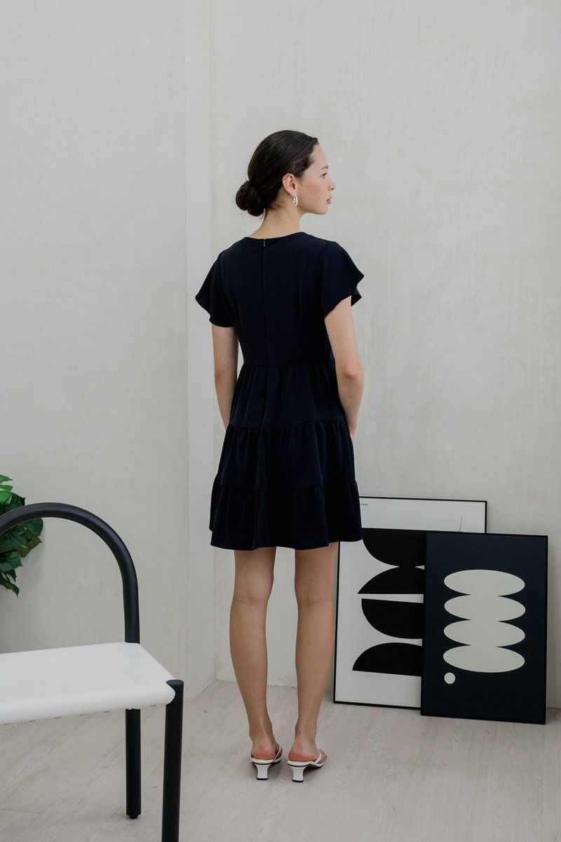 Vivi Pleated Tiered Dress In Navy (XS)