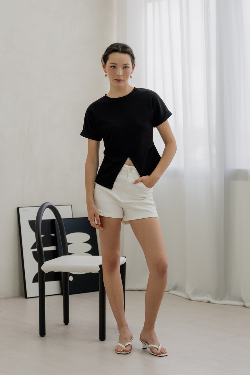 Rae Side Ruched Top In Black (XS)