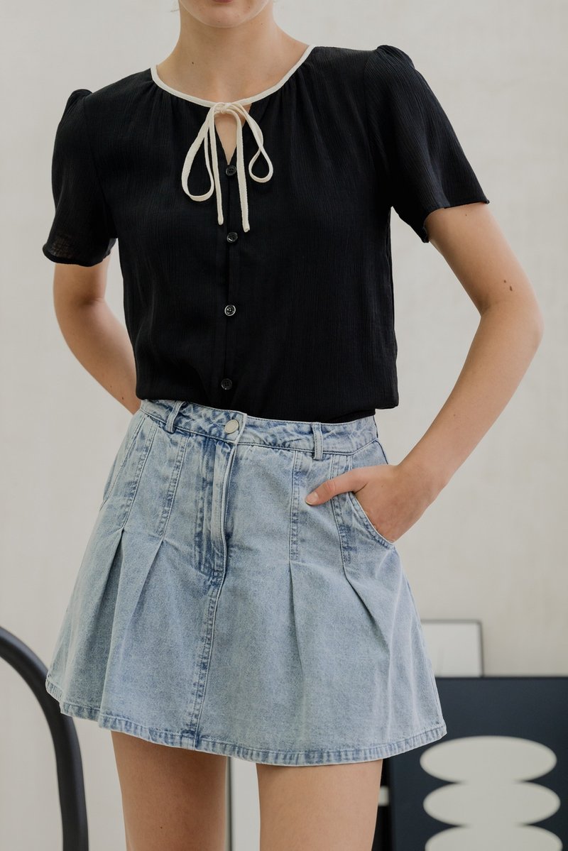 Peri Pleated Denim Skort (XS)