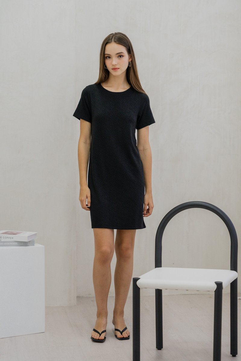 Krystel Knit Shift Dress In Black (XS)