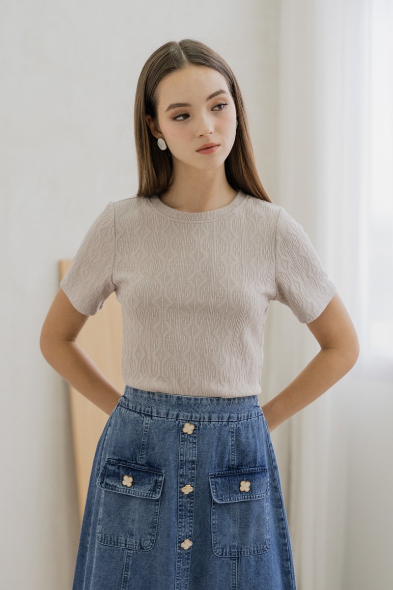 Clarice Clover Button Denim Midi Skirt (XS)