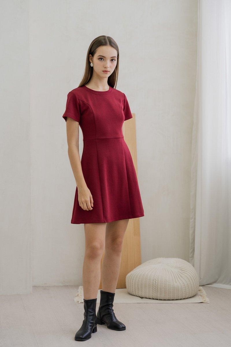 Carmen Panelled Dress In Wine (XS)