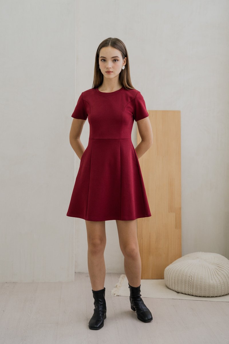 Carmen Panelled Dress In Wine (XS)