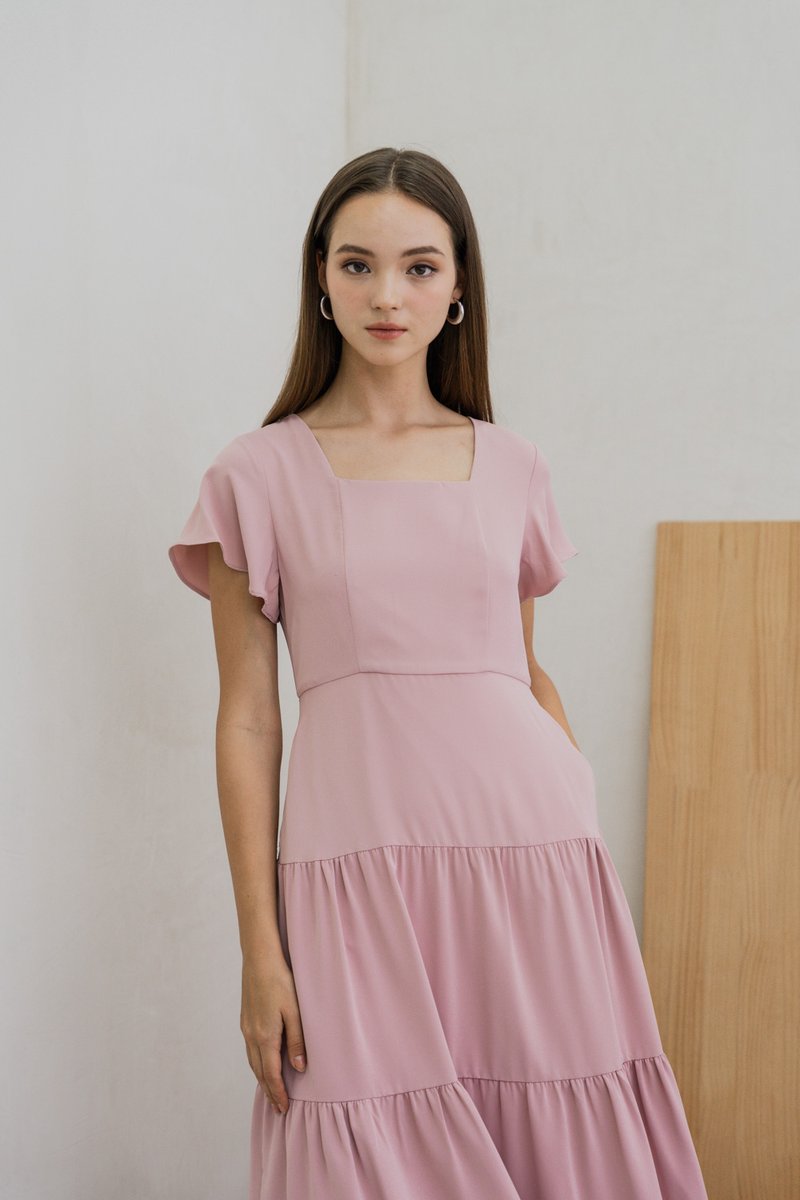Faron Flare Sleeve Tiered Midi Dress In Pink (XS)