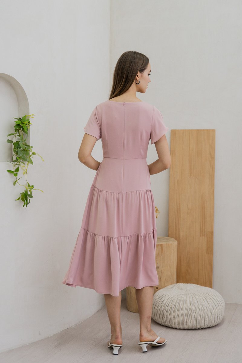 Faron Flare Sleeve Tiered Midi Dress In Pink (XS)