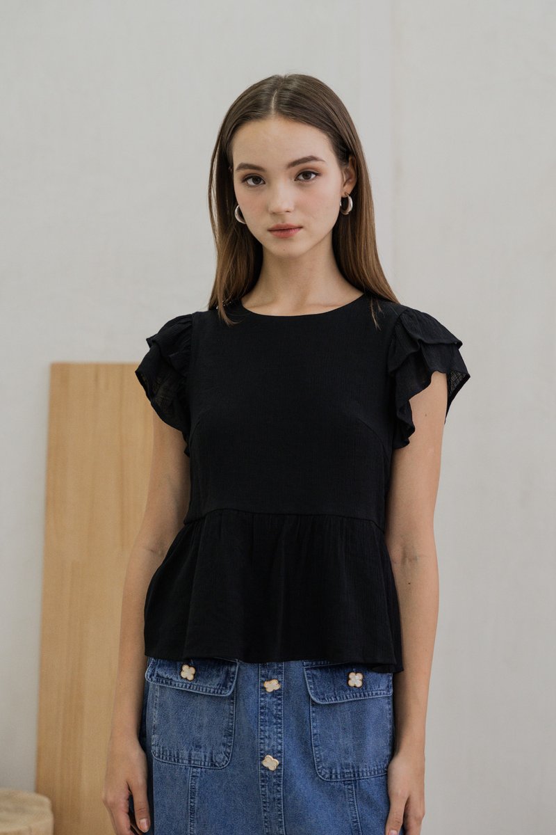 Tricia Flutter Sleeve Top In Black (XS)