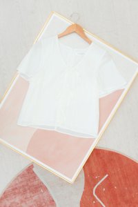 Tiera Textured Tie Ribbon Top In White