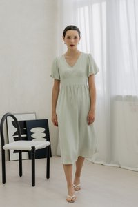 Paisley Puffed Sleeve Empire Midi Dress In Sage