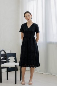 Esme Empire Eyelet Midi Dress In Black (XS)