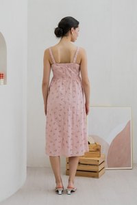 Elle Eyelet Midi Dress In Pink