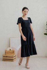 Theresa Texture Puffed Sleeve Maxi Dress In Black