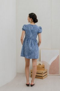 Doa Puffed Sleeve Denim Dress (XXL)