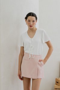 Tiera Textured Tie Ribbon Top In White