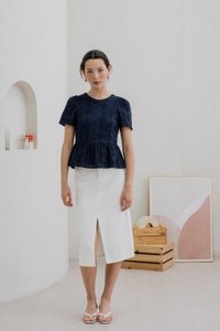 Cove Eyelet Peplum Top In Navy (XS)