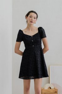 Evonka Eyelet Ribbonette Dress In Black (XS)