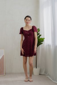 Evonka Eyelet Ribbonette Dress In Wine (XS)