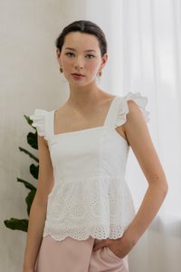 Belinda Eyelet Hem Babydoll Top In White (XS)