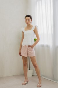 Belinda Eyelet Hem Babydoll Top In White (XS)