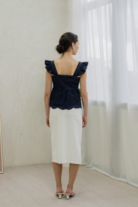 Belinda Eyelet Hem Babydoll Top In Navy