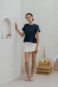 Tera Textured Flare Sleeve Top In Navy (XS)