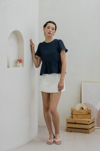 Tera Textured Flare Sleeve Top In Navy (XS)
