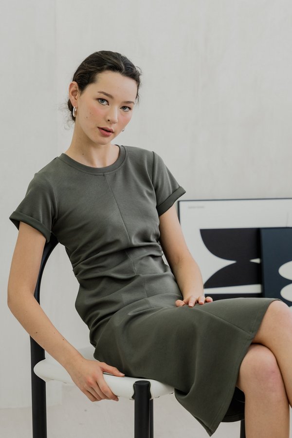 Civa Side Ruched Midi Dress In Olive (XS)