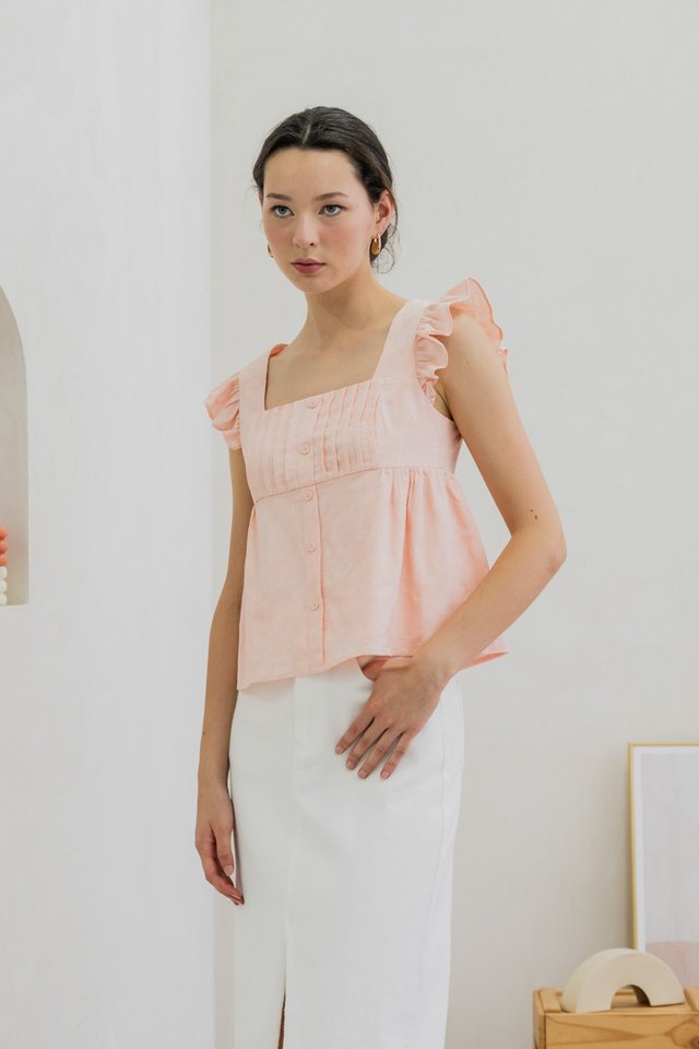 Everly Embroidery Pleat Top In Peachy Pink