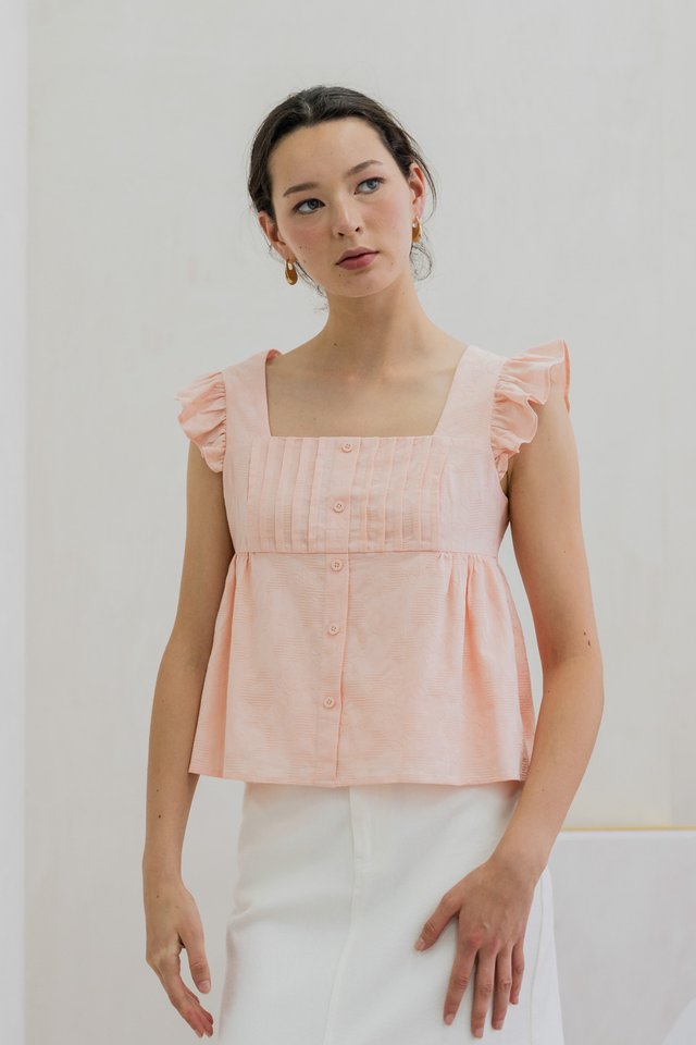 Everly Embroidery Pleat Top In Peachy Pink