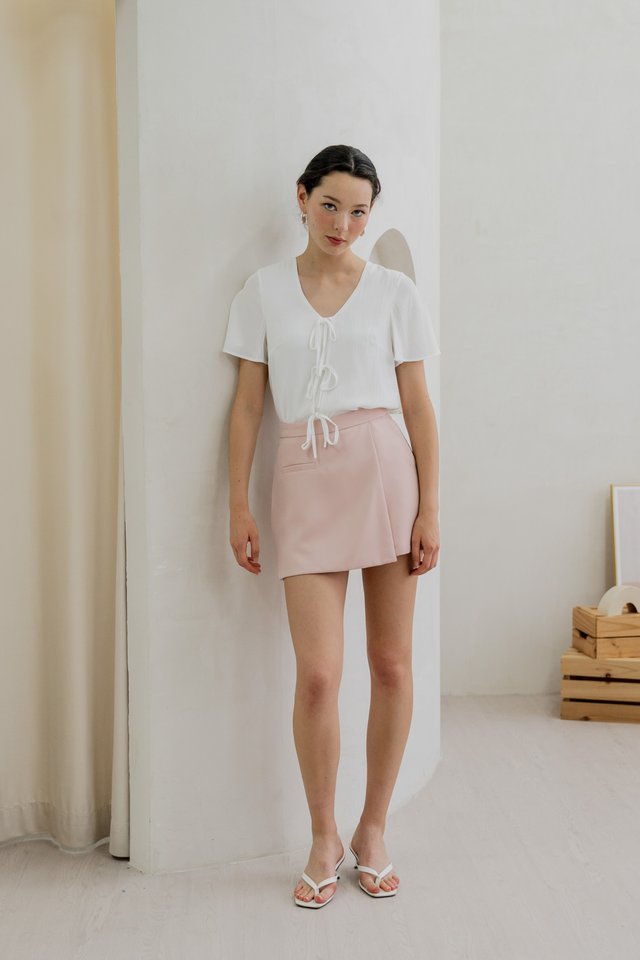 Tiera Textured Tie Ribbon Top In White