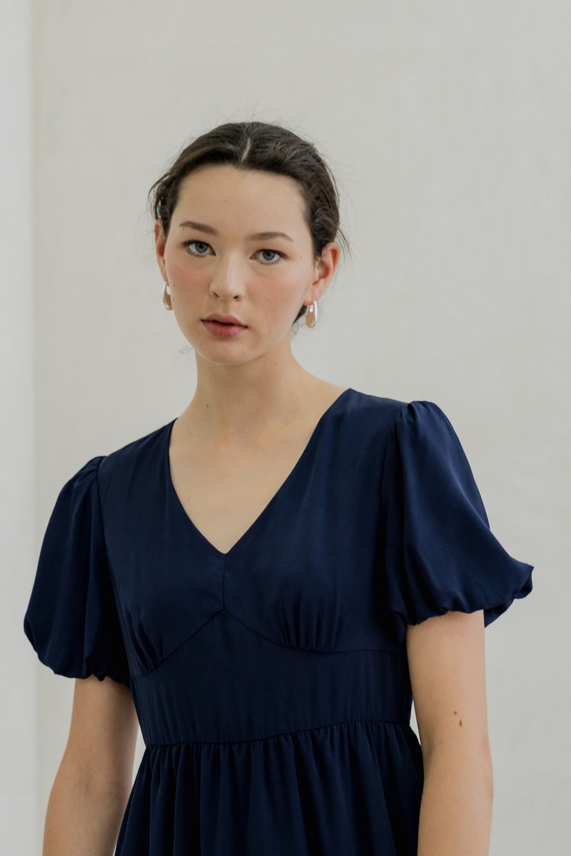 Paisley Puffed Sleeve Empire Midi Dress In Navy (XS)