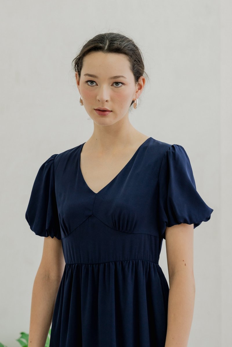 Paisley Puffed Sleeve Empire Midi Dress In Navy (XS)