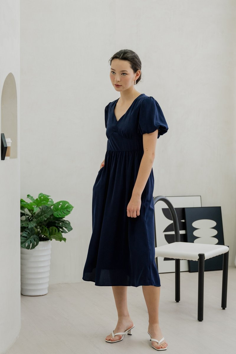 Paisley Puffed Sleeve Empire Midi Dress In Navy (XS)