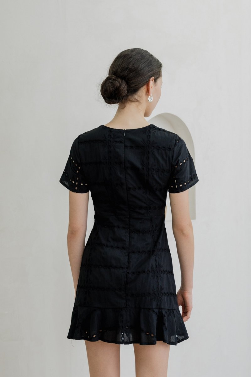 Esme Eyelet Dropwaist Dress In Black