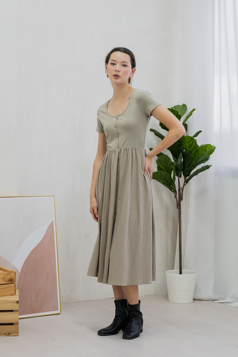 Merliah Mixed Fabric Button Midi Dress In Dusty Olive (XS)