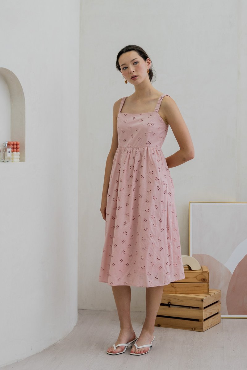 Elle Eyelet Midi Dress In Pink