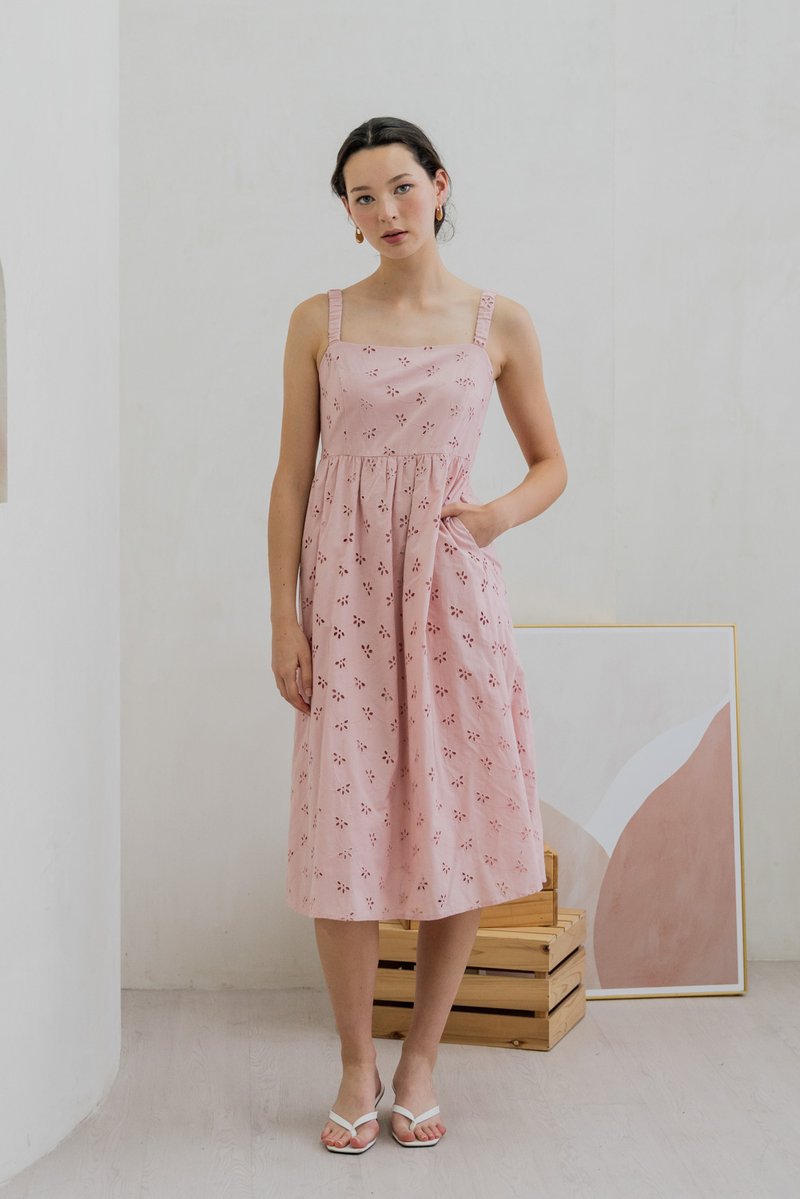 Elle Eyelet Midi Dress In Pink