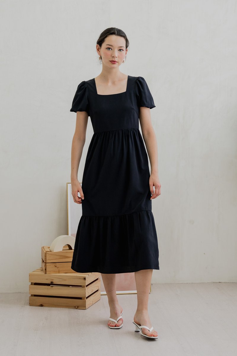 Theresa Texture Puffed Sleeve Maxi Dress In Black