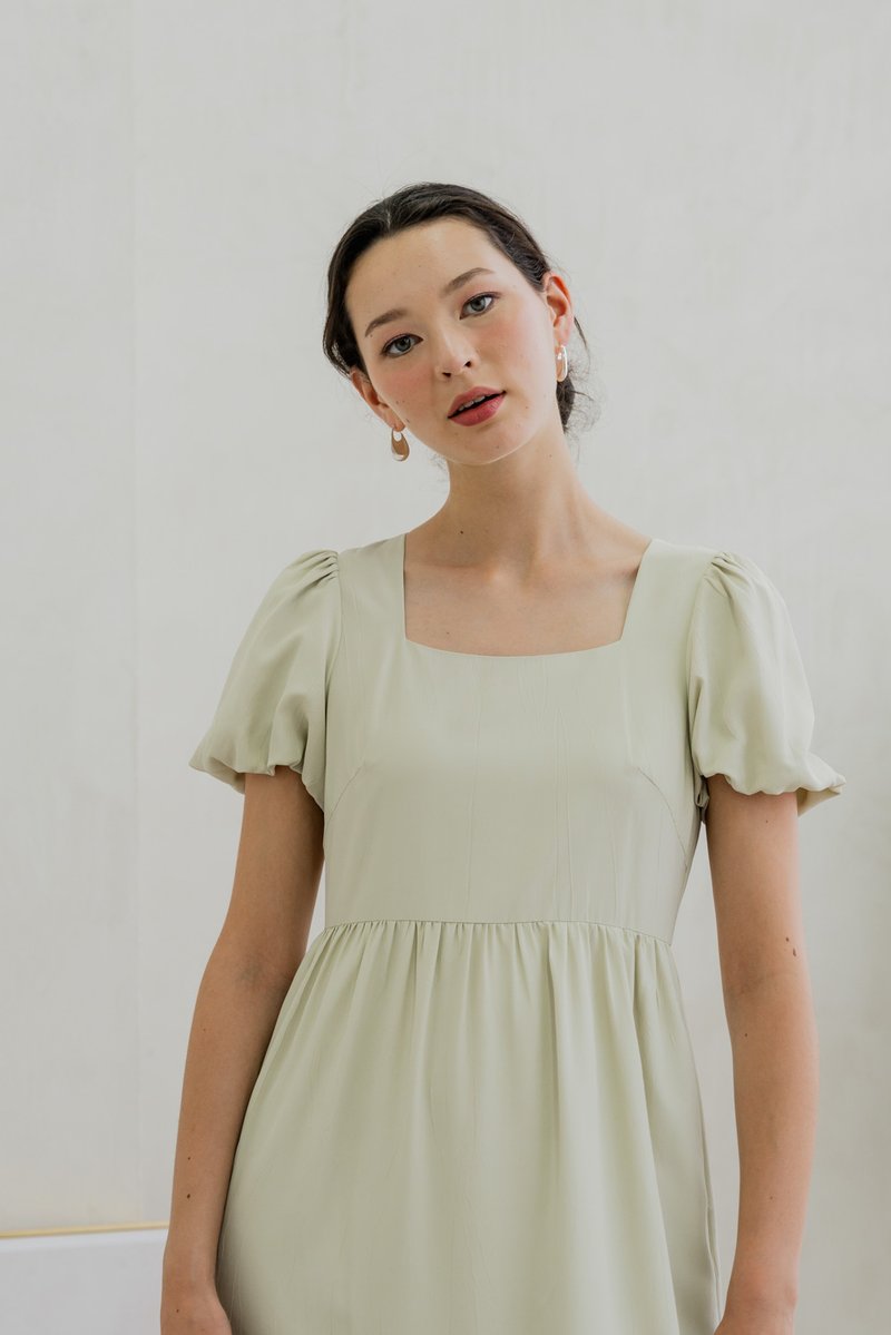Theresa Texture Puffed Sleeve Maxi Dress In Sage (XS)