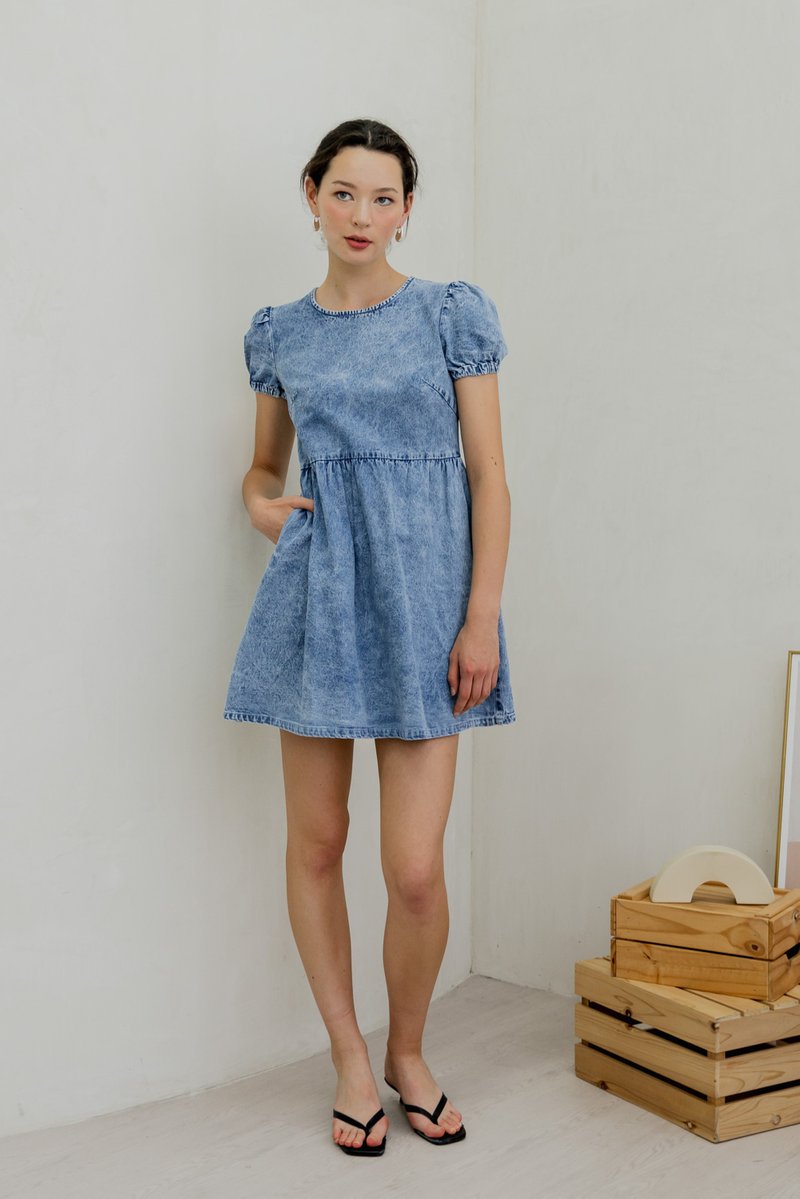 Doa Puffed Sleeve Denim Dress (XXL)