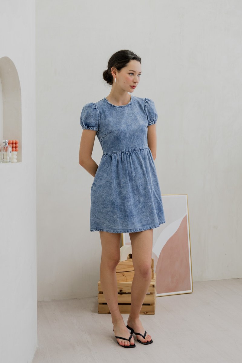 Doa Puffed Sleeve Denim Dress (XXL)