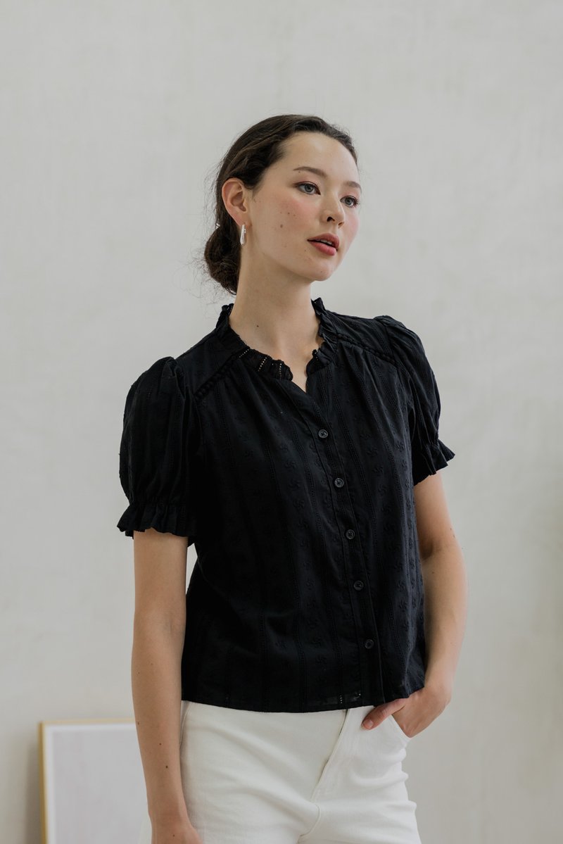 Bettany Eyelet Button Top In Black (XS)