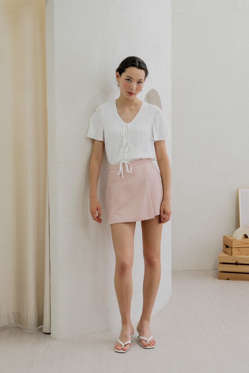 Tiera Textured Tie Ribbon Top In White
