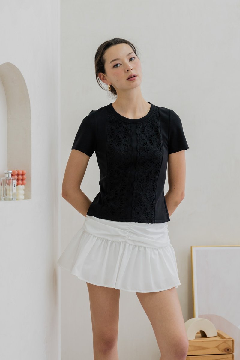 Cybill Crochet Cotton Top In Black