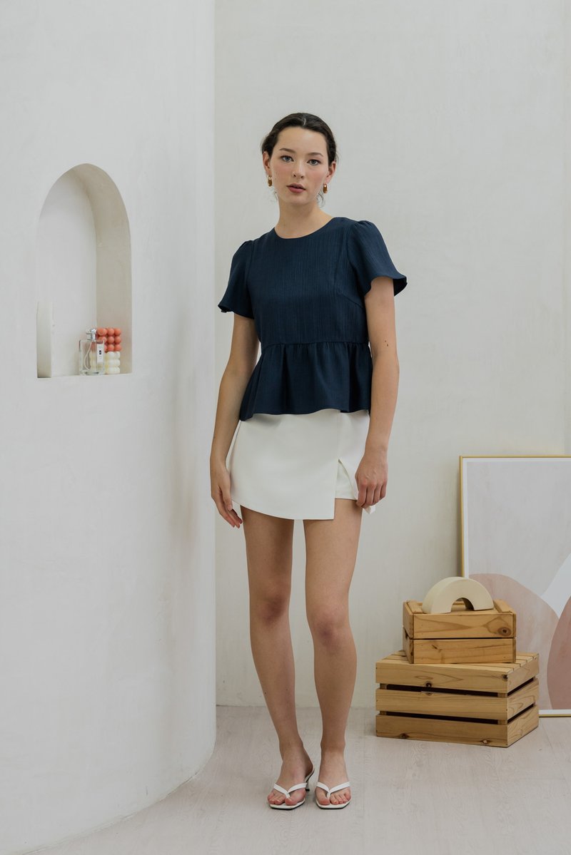 Tera Textured Flare Sleeve Top In Navy (XS)