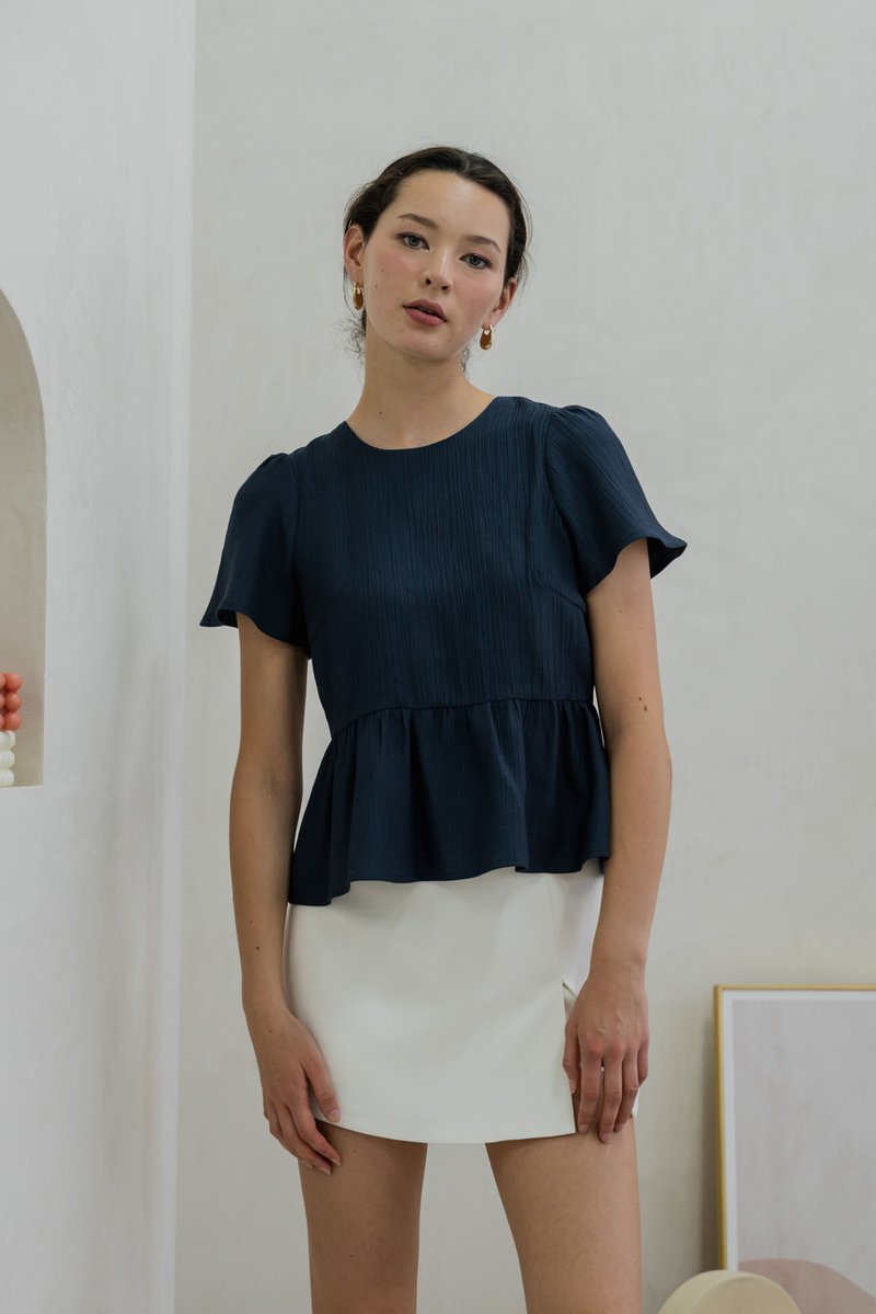 Tera Textured Flare Sleeve Top In Navy (XS)