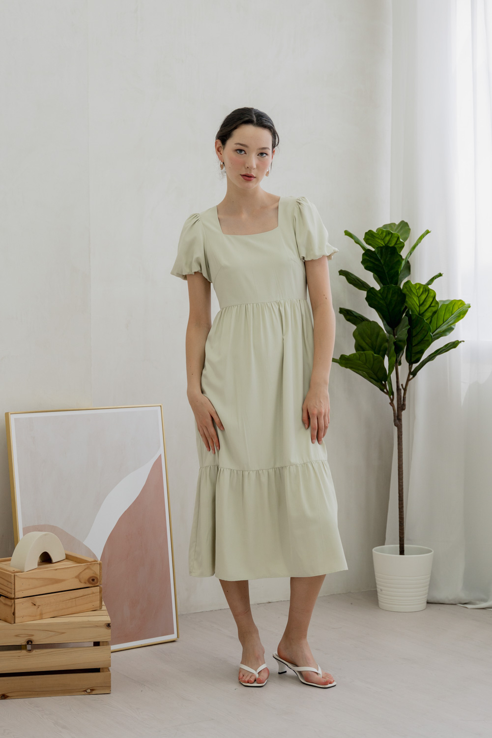 Theresa Texture Puffed Sleeve Maxi Dress In Sage