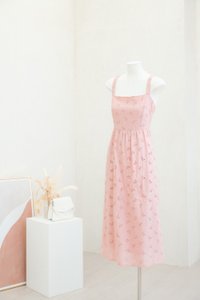Elle Eyelet Midi Dress In Pink