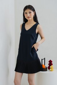 Heather Pleat Hem Dress In Navy (XS)